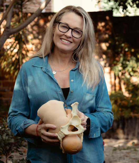 Frequently asked questions about prenatal and postpartum birth, and about your doula